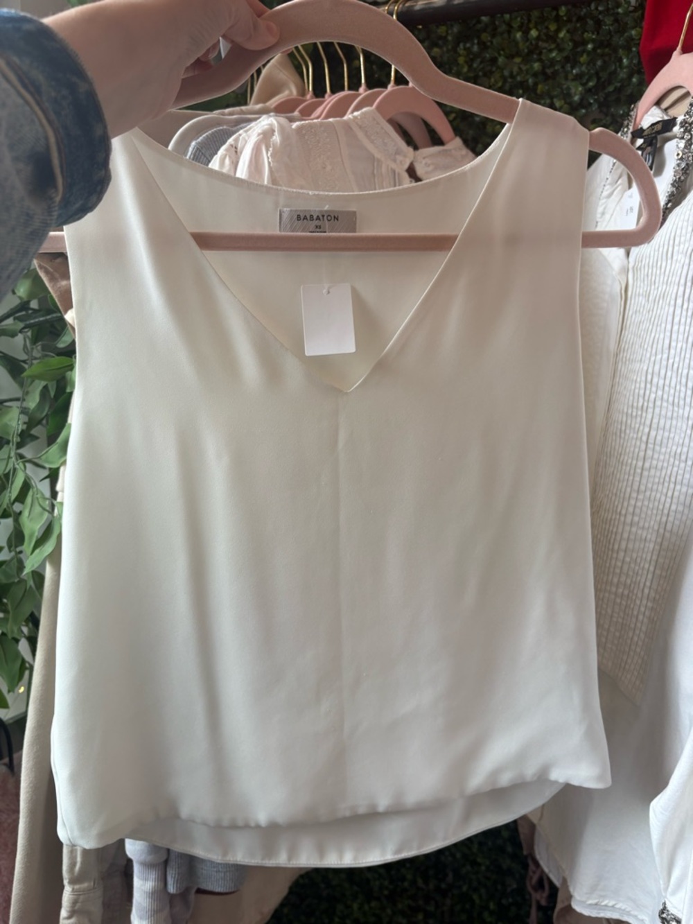 Babaton Cream V-Neck Silk-Blend Camisole